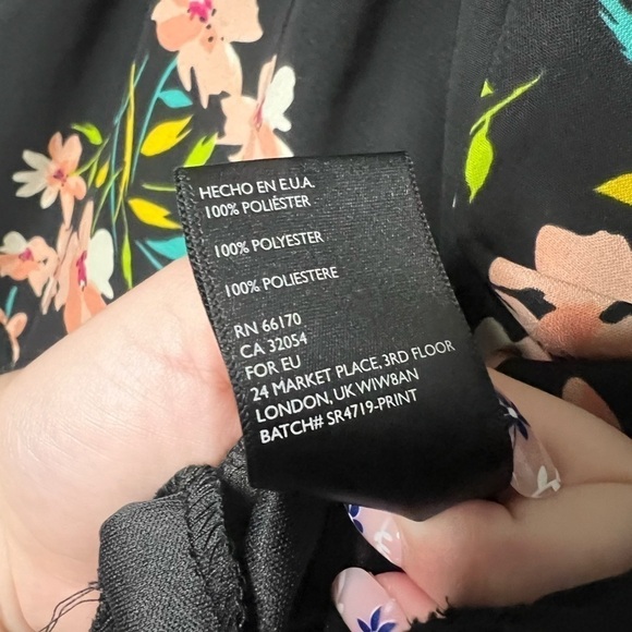 Pins & Needles Black Long Sleeve Floral Romper Small - Picture 10 of 10